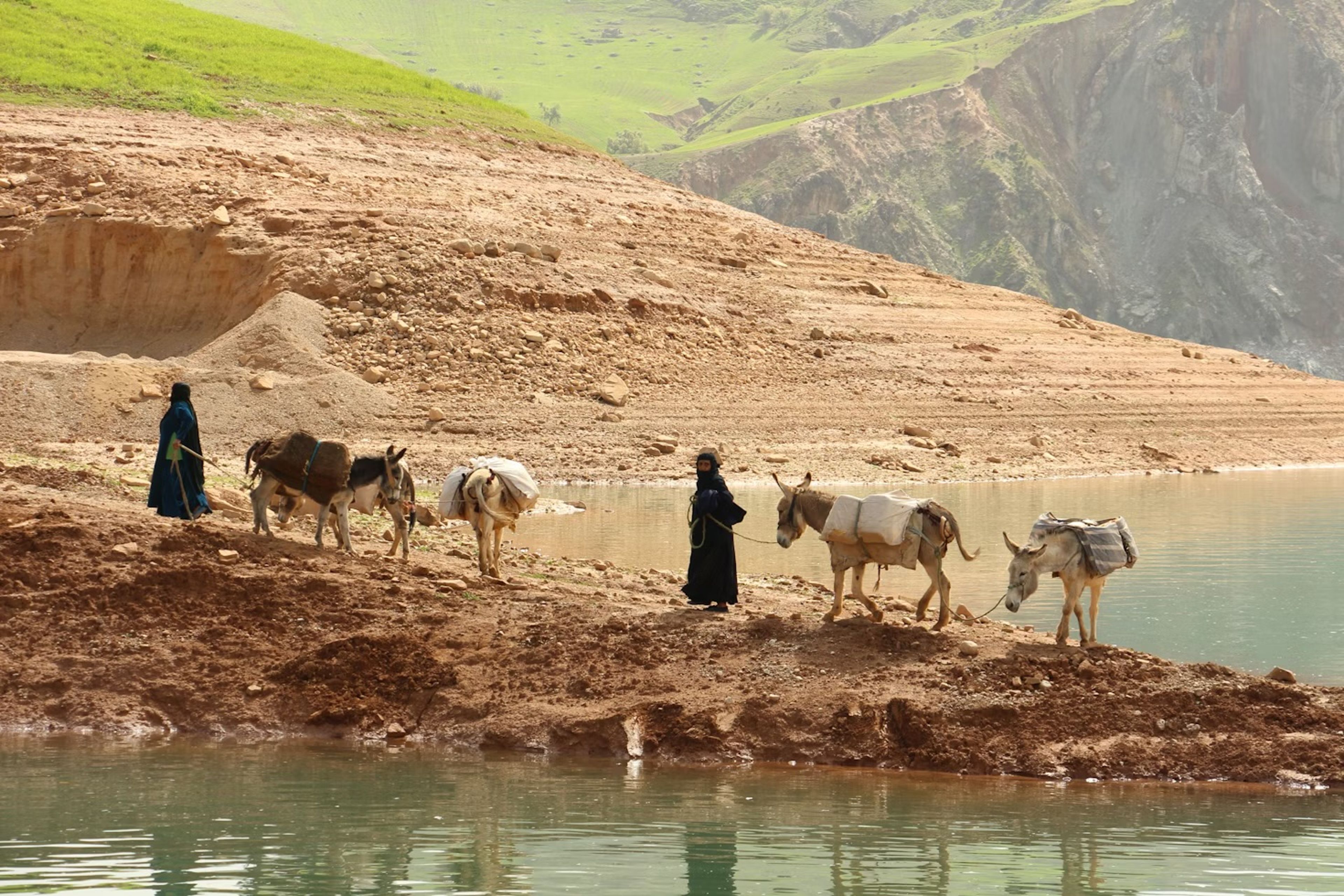Nepal Transportation Guide: How to Get Around Safely and Efficiently